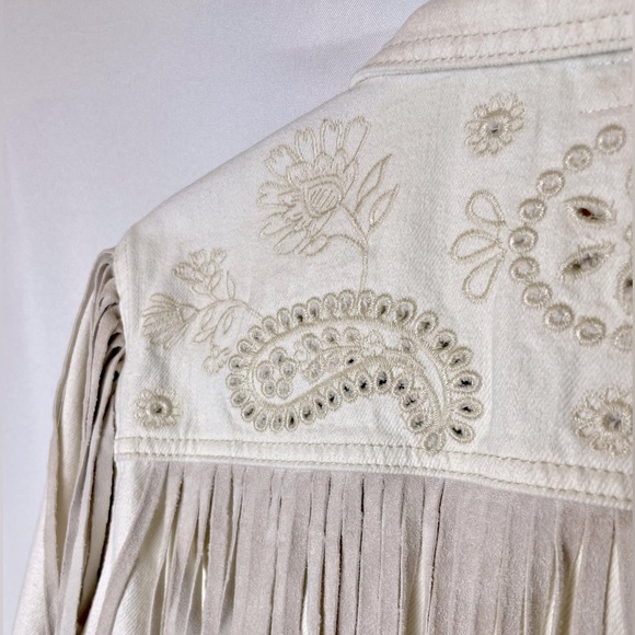 Scully Western Style Cream Jean Jacket with Suede Fringe - Picture 4 of 9
